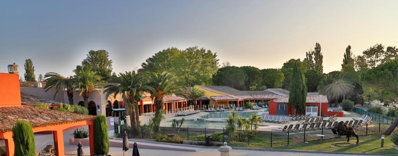 آرْلْ Sowell Residences Les Hameaux De Camargue المظهر الخارجي الصورة